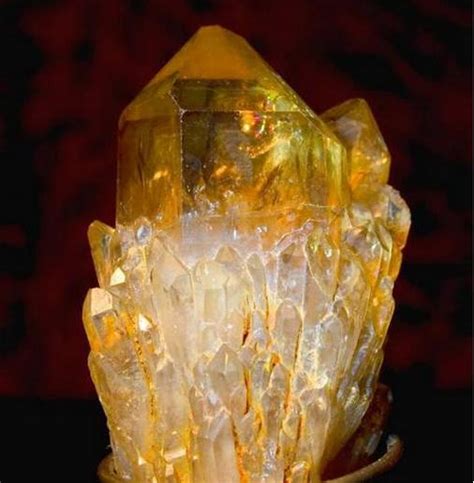 黃水晶 原礦|寶石百科 (十七):黃水晶 Citrine